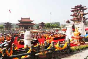 汝南南海禅寺明乘法师 明乘法师回南海禅寺