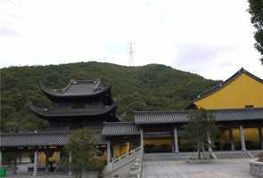 宁波阿育王寺门一法师 宁波阿育王古寺门一法师