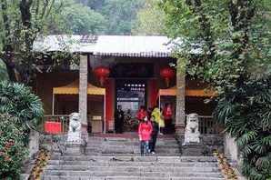 贵港南山寺法师 贵港南山寺佛像