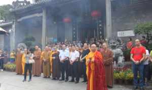 佛教场所应挂国旗吗 在寺院什么地方挂国旗对