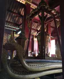 老挝佛教中神像 老挝佛教比例