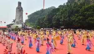 老人过世去拜祭是怎么拜 菩萨烧香礼仪