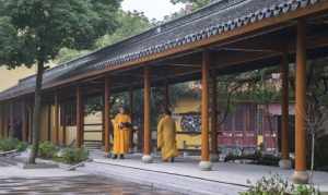 南京小龙山寺庙 小龙山庙会