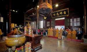 宝应宁国寺法师梦閙 宝应宁国寺方丈清纯