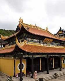 为什么不能住寺庙附近 为什么不能住寺庙附近的房子