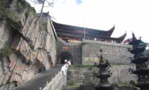 朝阳寺院有哪些地址 朝阳的寺院