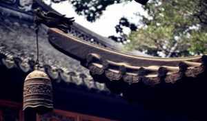 寺庙的香可以带回家吗 从寺庙买的香可否上坟