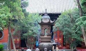 寺院奠基仪式讲话稿 寺院奠基仪式一铲