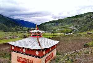 壤塘西穷寺寺庙 壤塘西穷寺寺庙在哪里