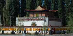 新疆佛教寺庙地址及电话 新疆佛教寺庙地址及电话号码