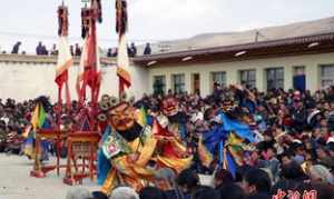 格鲁派供奉的佛像 格鲁派寺庙祈愿规矩