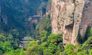 平阳县有那些寺院 平阳哪里的庙灵验