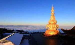 乐山大佛里的寺庙 乐山大佛什么寺