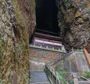 铜陵观音洞寺院的简单介绍