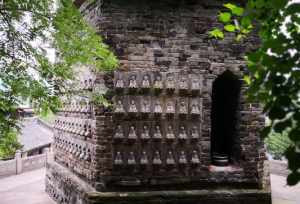 深圳龙兴寺里面的佛像 深圳龙岗龙兴寺庙