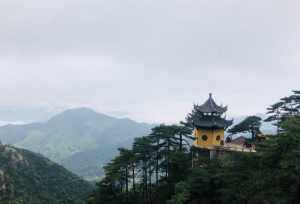 天台山观音洞 天台观音石