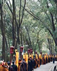 拿了寺院的东西放点钱可以吗 拿寺院东西的过失