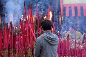 去寺庙是祭祀还是祈福 去寺庙烧香算祭祀吗