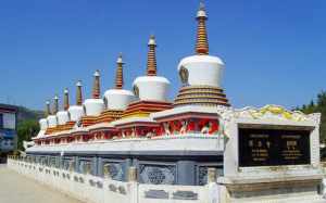 青海西宁有名的寺院 西宁十大寺院