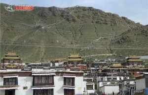 格鲁派六大寺庙简介 格鲁派寺院网站