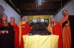 丰顺县汤坑镇太平寺 丰顺太平寺肉身和尚