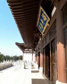 廊坊佛教在那里 廊坊市区有寺院吗