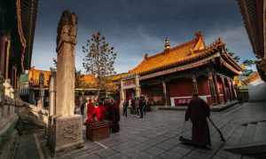 去五台山住寺庙多少钱 五台山寺庙住宿费用