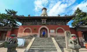 五台山十大经典寺院 五台山上的寺院