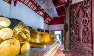 泰国的寺庙承担了哪些社会功能 泰国寺庙特点
