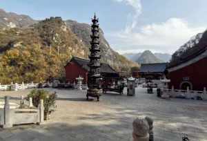 陕西西安有名的寺庙在什么地方 自驾游环秦岭路线怎么走