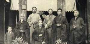 有谁知道张国荣电影“霸王别姬”里面，小时候的小豆子是谁扮演的 中国最厉害的僧人是谁