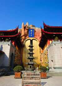 上海那个地方最好玩啊 江西东林寺首座和尚