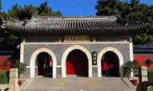 禅园是怎样体现日本宗教文化的 北京潭柘寺历史
